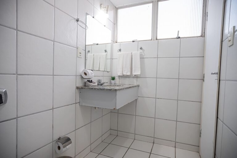 standard-triplo-banheiro-01
